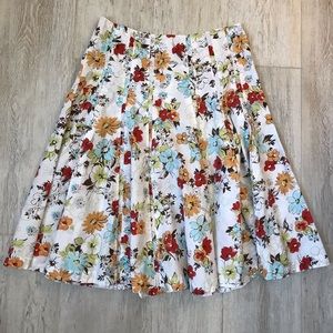 CAbi - Floral Skirt